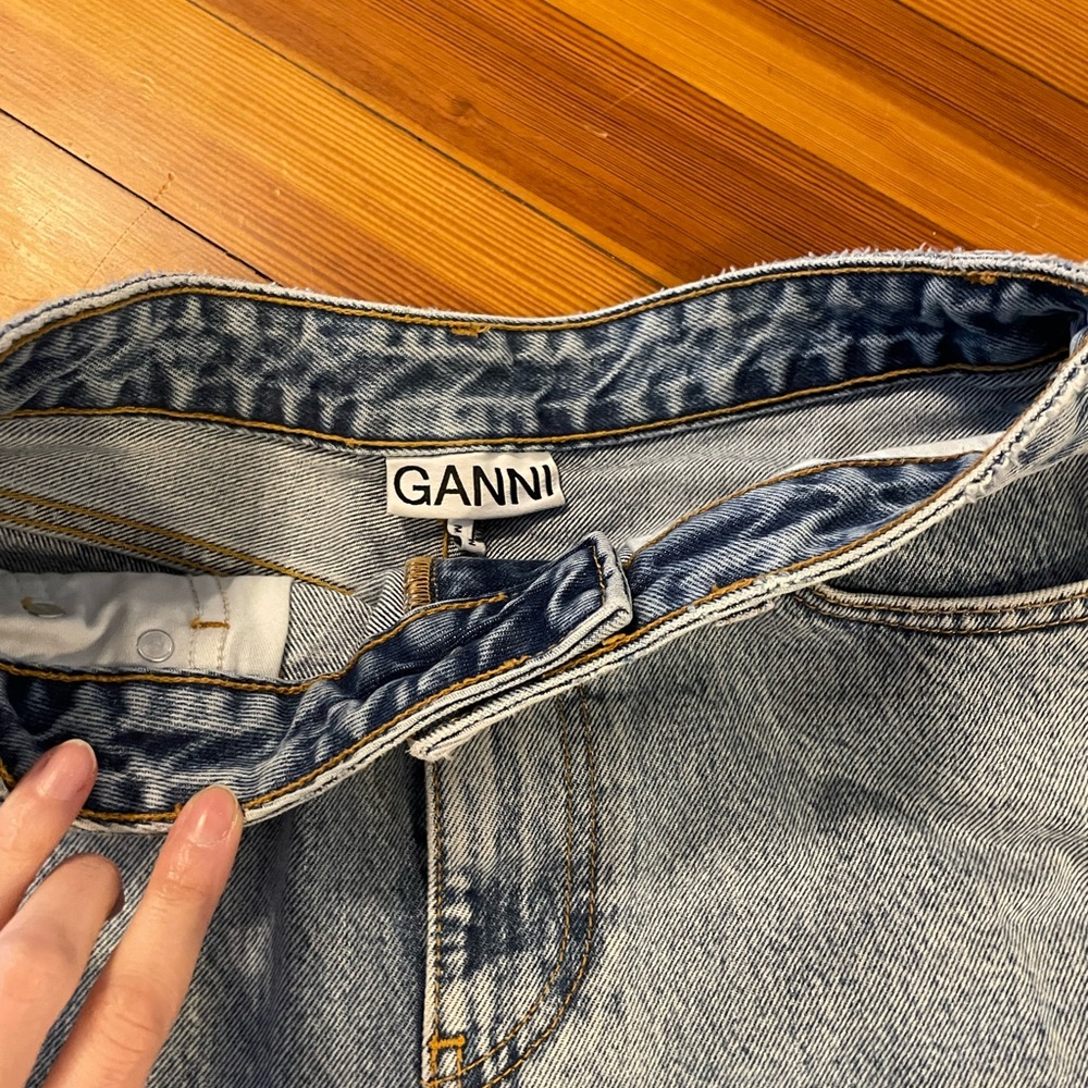 GANNI Jean shorts size 26